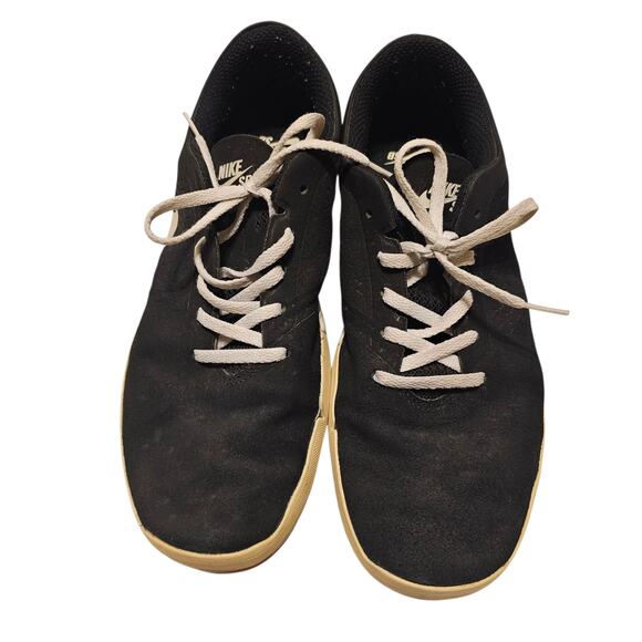 Nike SB Skateboarding Shoes Men's SIZE 11.5 - Picture 1 of 5